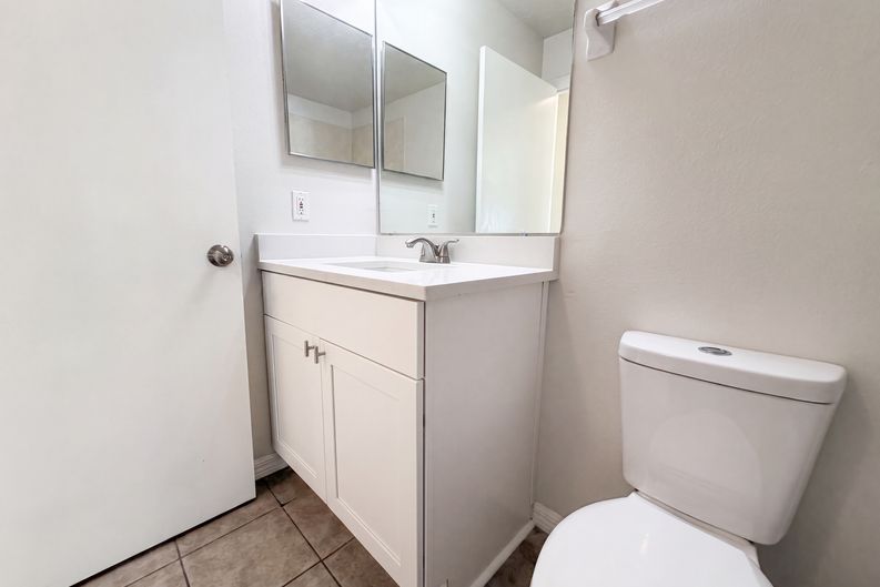 Photo 15 of 22 of 13236 Pike Lake Dr, Riverview, FL
