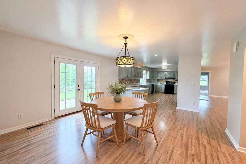 Photo 7 of 28 of 144 Lizzie Wallin Rd, Crab Orchard, KY