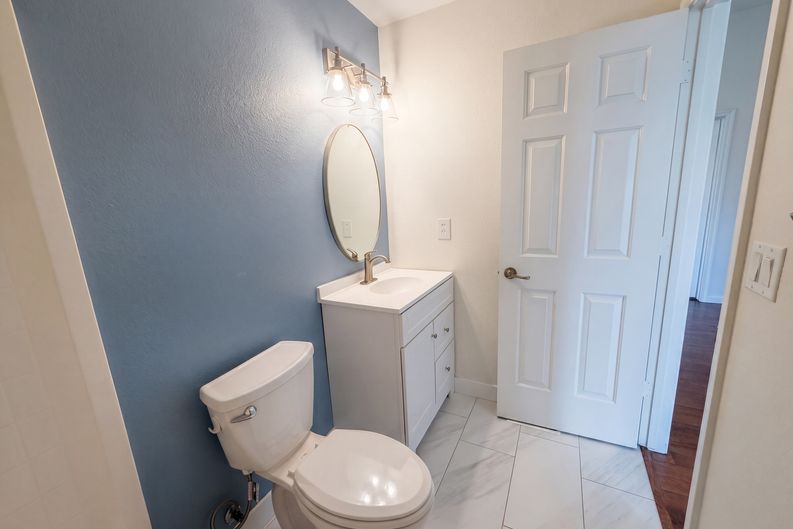 Photo 11 of 22 of 9889 Northrup Dr, Reno, NV
