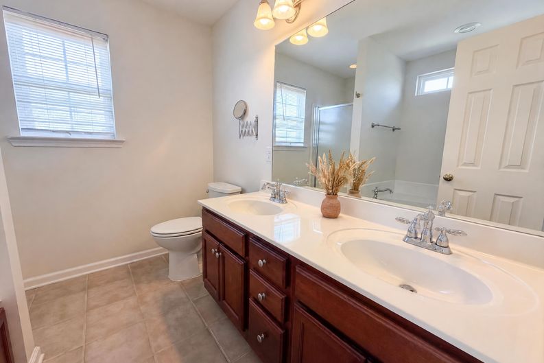 Photo 20 of 26 of 6937 Bucksland Dr, Ooltewah, TN