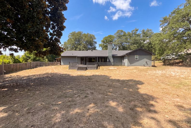 Photo 5 of 16 of 14553 Stone Creek Dr, Tyler, TX