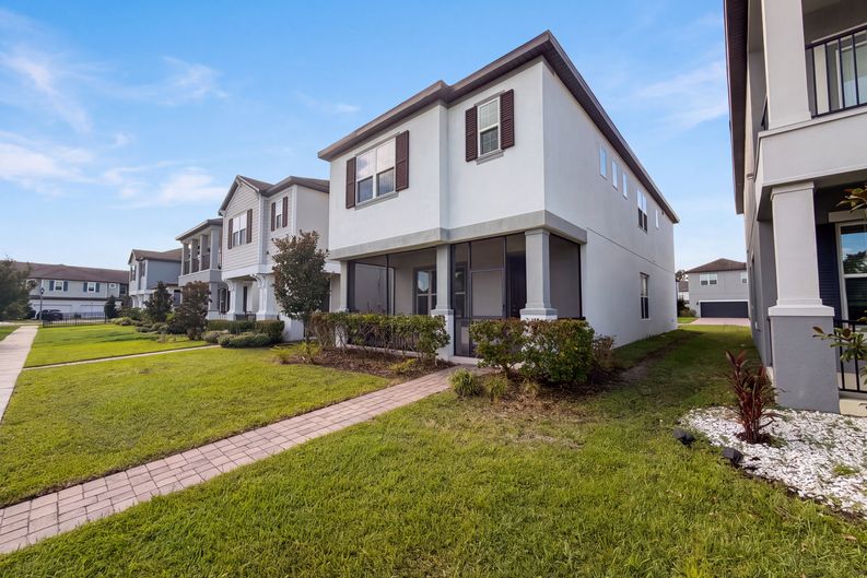 Photo 32 of 40 of 1572 Astoria Arbor Ln, Orlando, FL