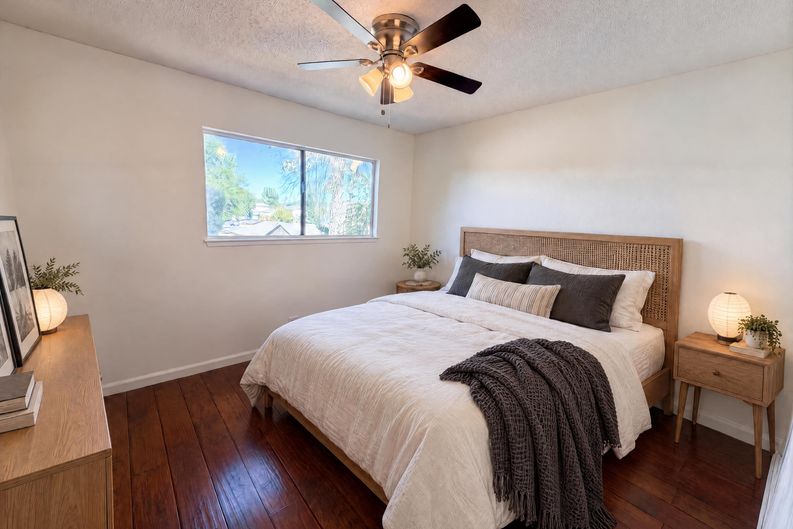Photo 15 of 39 of 4948 Dewey Dr, Fair Oaks, CA