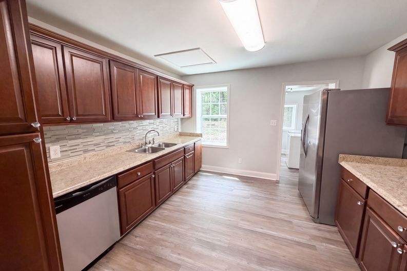 Photo 4 of 19 of 4800 Leonard Ave, Henrico, VA