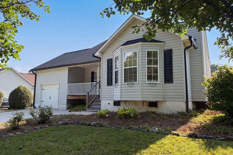 Photo 17 of 19 of 4635 Leprechaun Ln, Winston Salem, NC