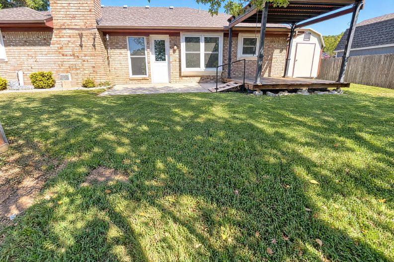 Photo 5 of 26 of 2328 Whitney Dr, Copperas Cove, TX