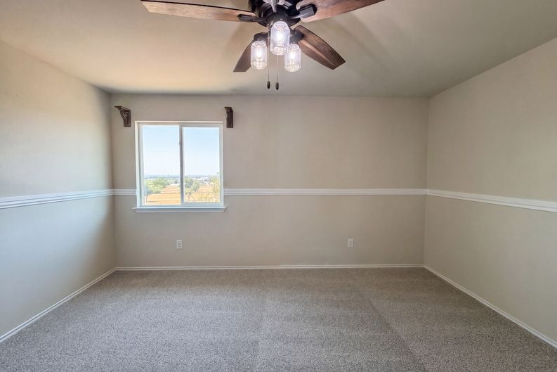 Photo 11 of 18 of 9603 Orion Dr, Temple, TX