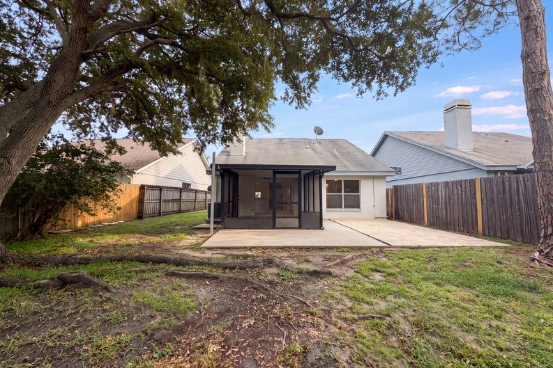 Photo 17 of 18 of 8613 Cottonway Ln, Tampa, FL