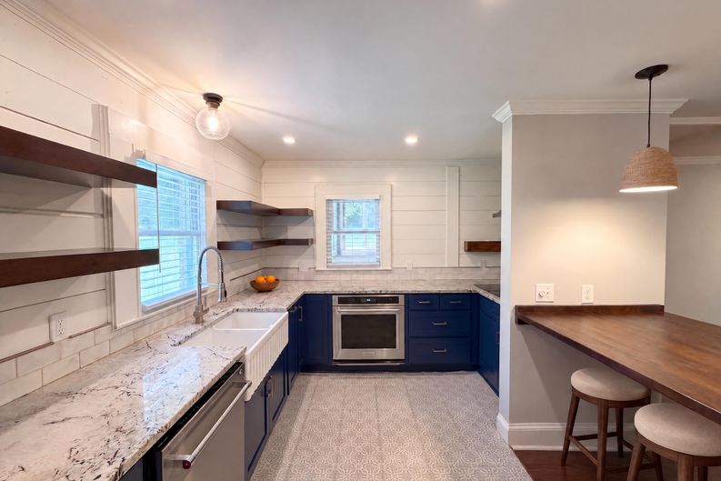 Photo 6 of 19 of 5630 S New Hope Rd, Belmont, NC