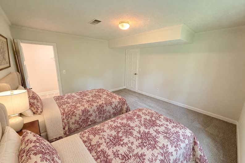 Photo 29 of 40 of 3962 Spalding Holw, Peachtree Corners, GA