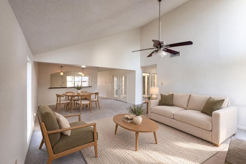Photo 7 of 17 of 15803 Dunmoor Dr, Houston, TX