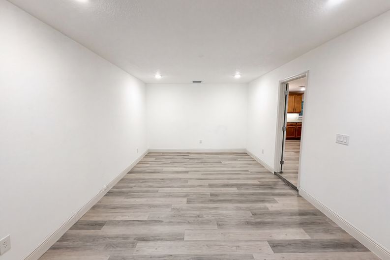 Photo 21 of 26 of 3444 Valeview Dr, Apopka, FL