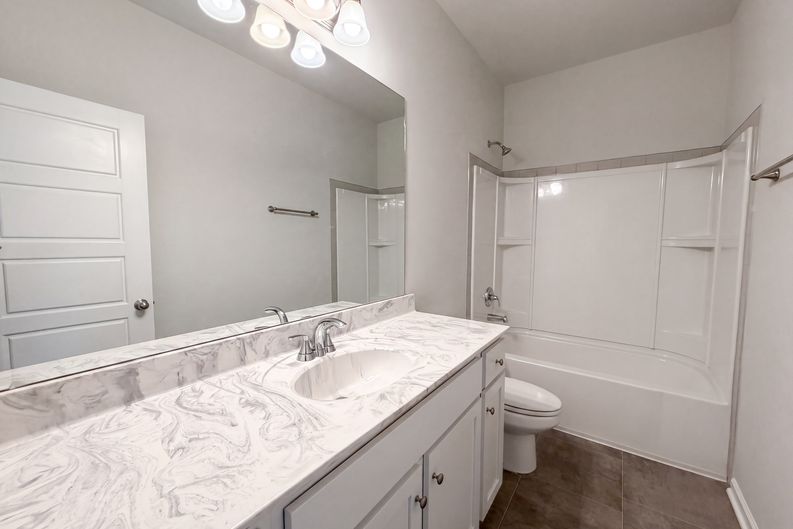 Photo 18 of 23 of 734 Mitscher Dr, Spring Hill, TN