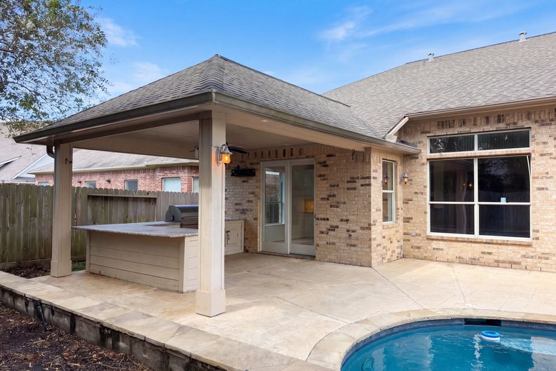 Photo 5 of 40 of 25719 Shady Spruce Ln, Katy, TX