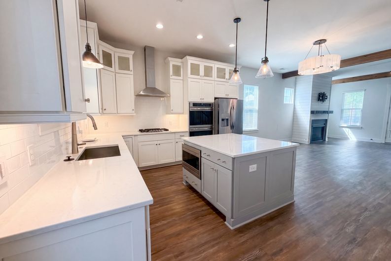 Photo 6 of 26 of 2021 Codorus Ln, Hanahan, SC