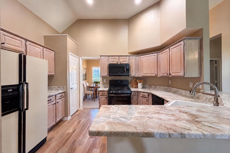 Photo 13 of 28 of 5101 Quail Ridge Dr, McKinney, TX