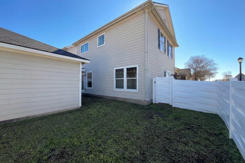 Photo 5 of 17 of 6434 Provident Green Dr, Katy, TX