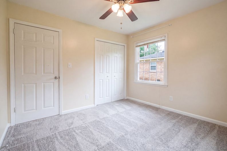 Photo 14 of 22 of 1808 Dailey Ter NW, Huntsville, AL