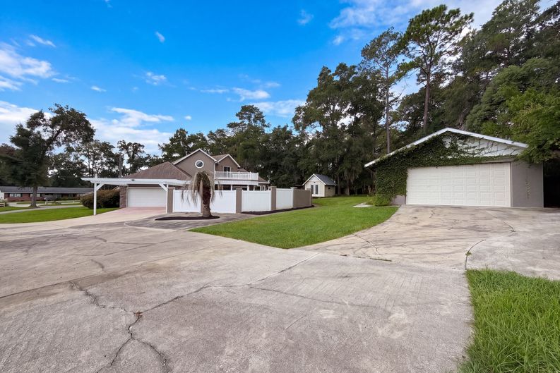 Photo 29 of 31 of 4335 SE 8th St, Ocala, FL
