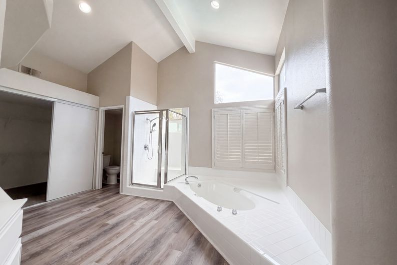 Photo 16 of 22 of 39676 Ridgedale Dr, Murrieta, CA