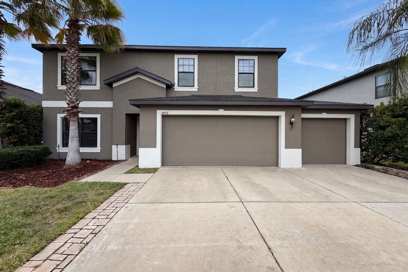 Photo 23 of 29 of 14207 Alistar Manor Dr, Wimauma, FL