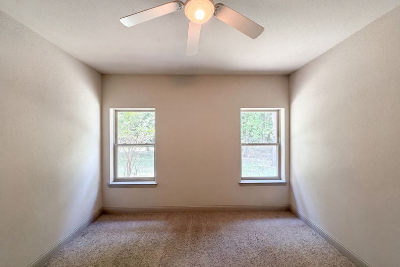 Photo 14 of 25 of 121 Rey Del Mar Cir, Weatherford, TX