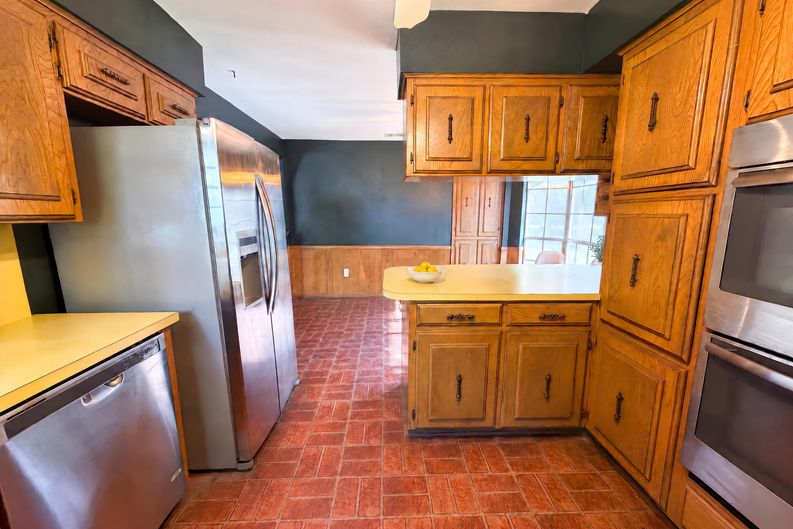Photo 7 of 20 of 100 Dubb Ln, Red Oak, TX