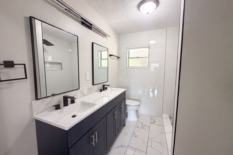 Photo 11 of 16 of 417 Calumet Rd, Avon Park, FL