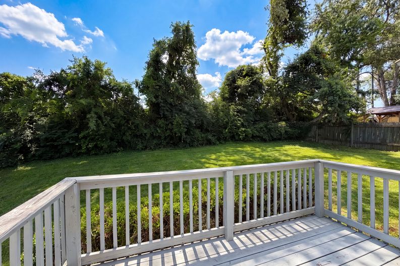 Photo 17 of 18 of 832 Stone Hedge Ct, Old Hickory, TN