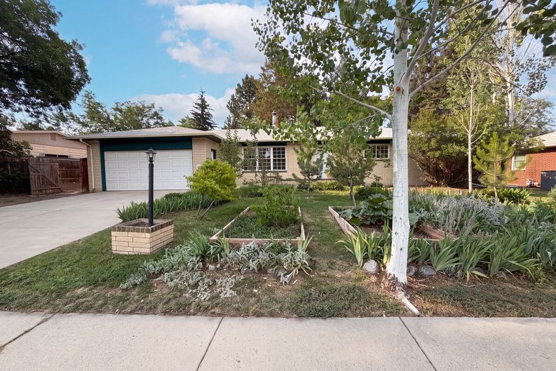 Photo 27 of 54 of 1307 Redwood Dr, Loveland, CO