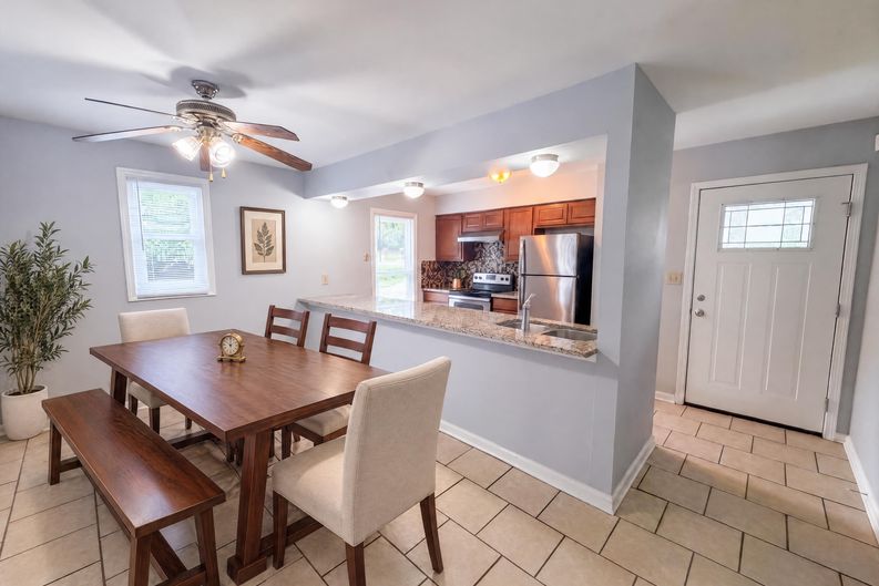 Photo 6 of 16 of 3616 Shrewsbury St, Durham, NC