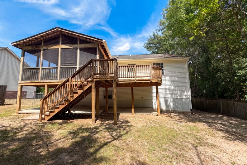 Photo 5 of 32 of 163 Stonewood Dr, West Columbia, SC
