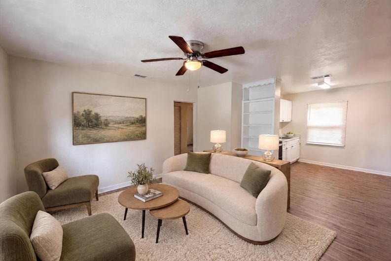 Photo 3 of 20 of 706 Flanders Ave, Daytona Beach, FL