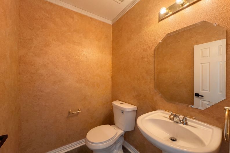 Photo 17 of 23 of 3853 Wintergreen Dr, Plano, TX
