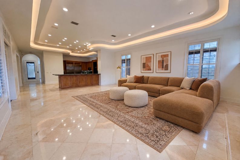 Photo 13 of 59 of 4407 W Dale Ave, Tampa, FL