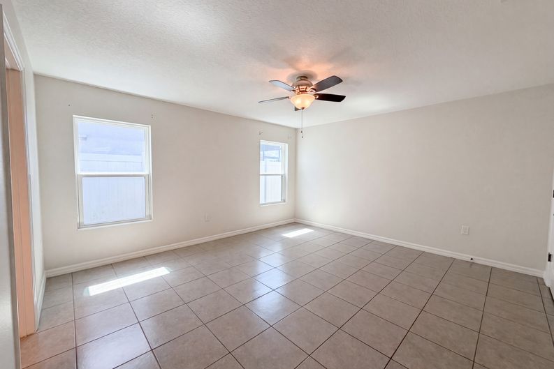 Photo 18 of 31 of 11534 Brighton Knoll Loop, Riverview, FL