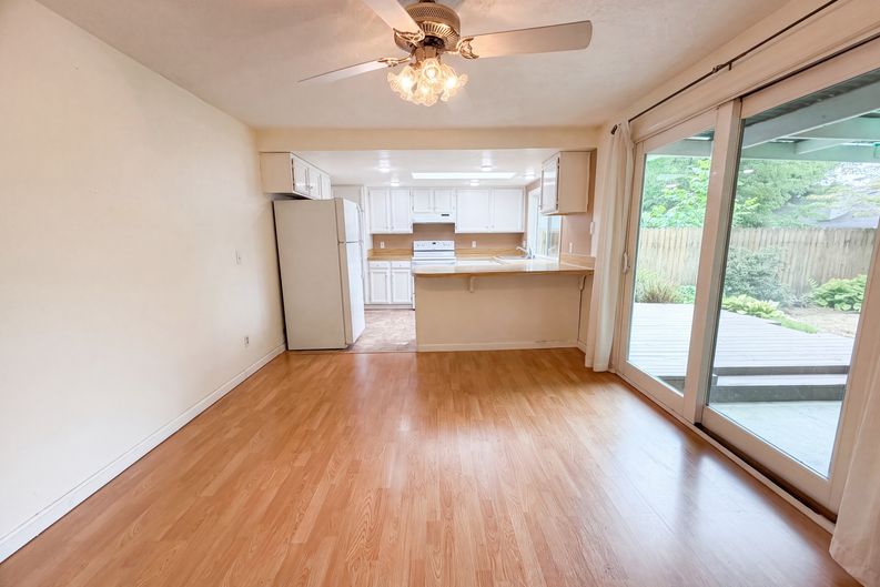 Photo 9 of 21 of 2908 NE 103rd Ave, Vancouver, WA