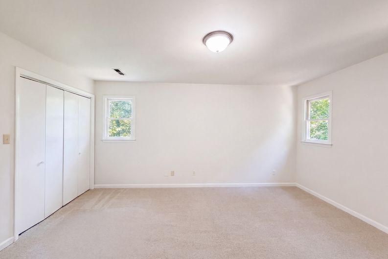 Photo 11 of 20 of 2347 Bethabara Haven Dr, Winston Salem, NC