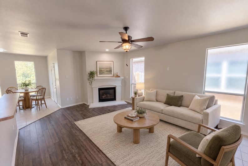 Photo 8 of 20 of 2617 Silver Hill Dr, Fort Worth, TX