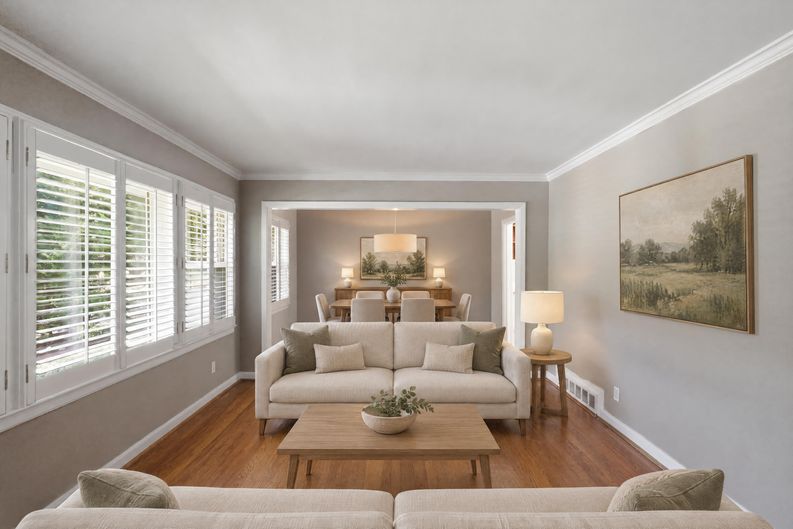 Photo 6 of 25 of 1347 Chalmette Dr NE, Atlanta, GA