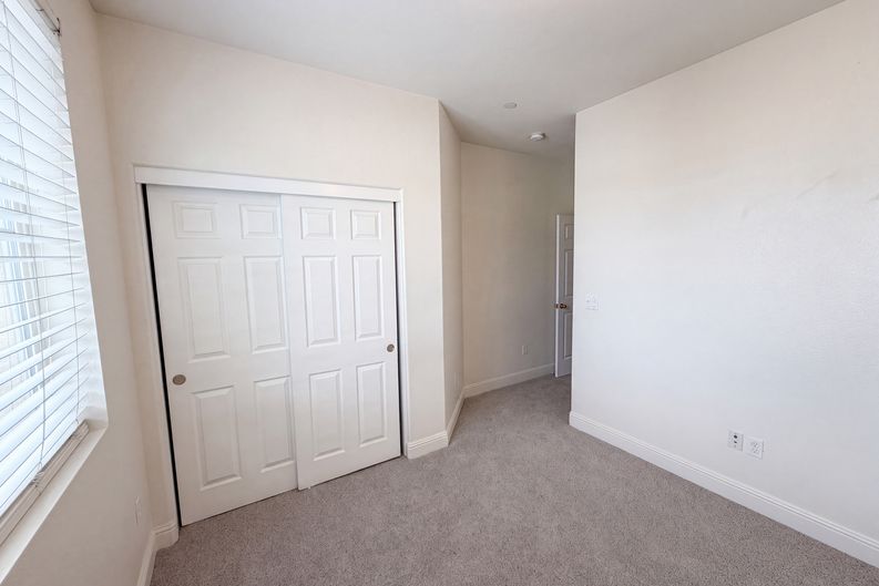 Photo 13 of 31 of 3127 Madsen St, Hayward, CA