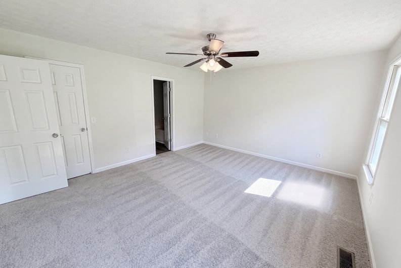 Photo 9 of 20 of 806 Ruswood Rd, Winder, GA