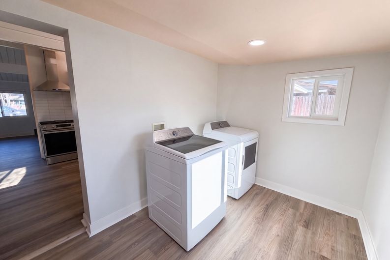 Photo 12 of 14 of 8869 Tangelo Ave, Fontana, CA