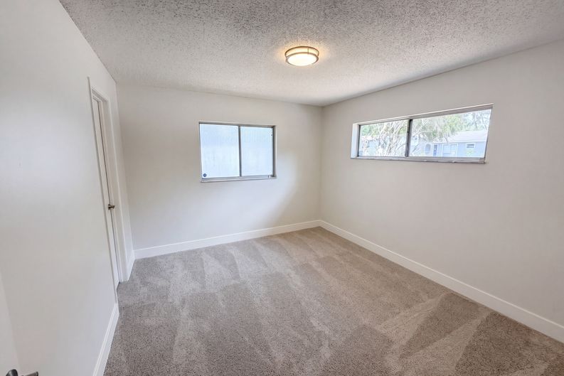 Photo 10 of 25 of 2768 Galatian Pl, Orlando, FL