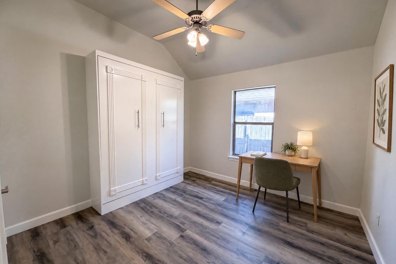 Photo 15 of 21 of 2961 Salado Trl, Fort Worth, TX