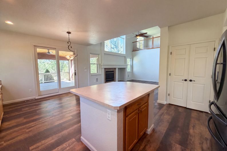 Photo 12 of 45 of 13399 W 84th Pl, Arvada, CO