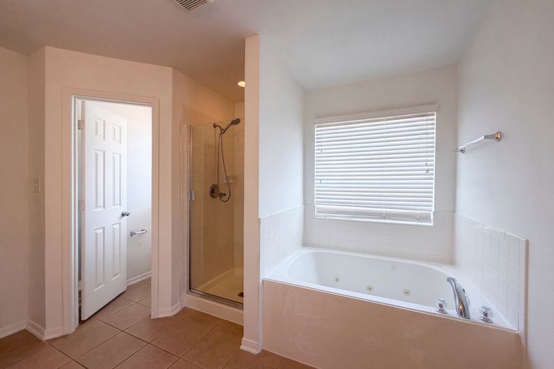 Photo 18 of 27 of 24831 Blane Dr, Katy, TX
