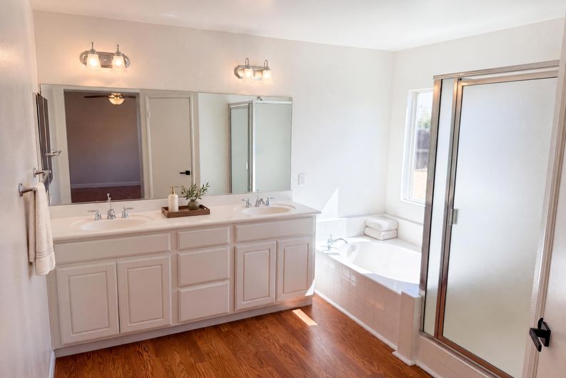Photo 14 of 26 of 25975 Avenida Classica, Moreno Valley, CA