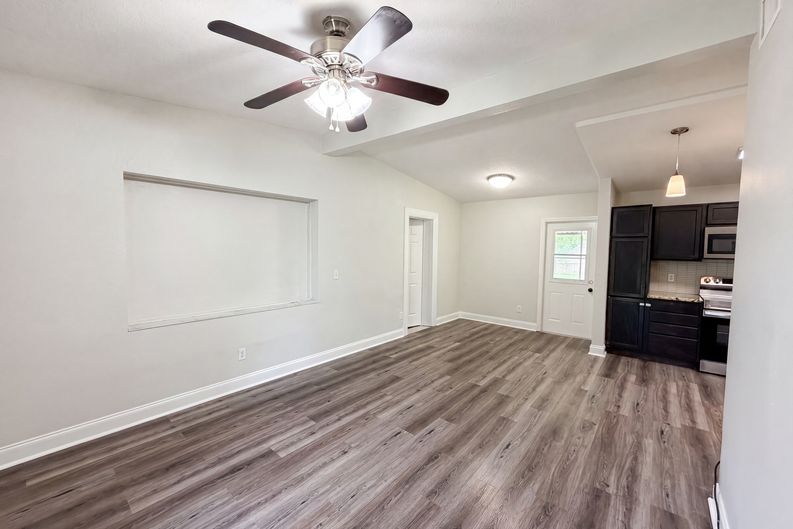 Photo 3 of 21 of 1502 Daroca Dr, Deltona, FL