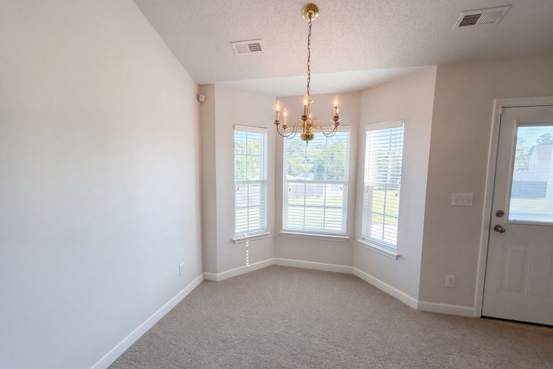 Photo 7 of 25 of 11344 Pointer Ridge Dr, Charlotte, NC